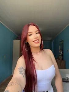 Petra 🏳️⚧️ redhead tgirl